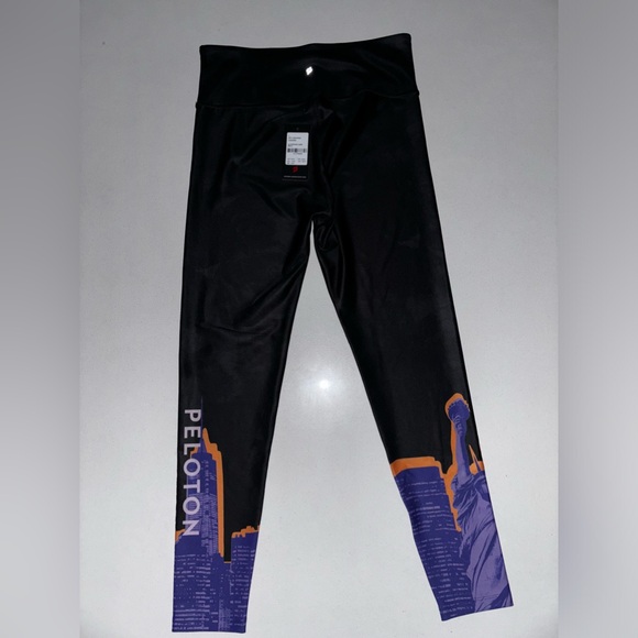 Peloton NYC High Rise Legging - Picture 8 of 8